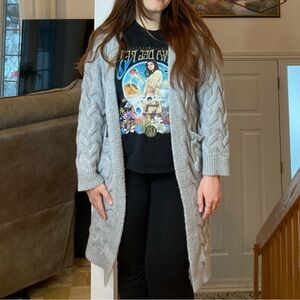 Simple Gray Textured Knit Sweater